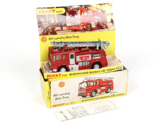 Lot 365 - DINKY TOYS (GB) (1)