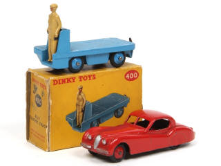 Lot 409 - DINKY TOYS (GB) (2)
