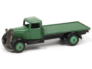 Lot 346 - DINKY TOYS (GB) (1)