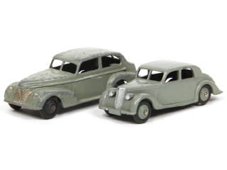 Lot 410 - DINKY TOYS (GB) (2)