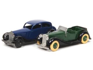Lot 421 - DINKY TOYS (GB) (2)