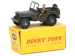 Lot 488 - DINKY TOYS (FRANCE) (1)