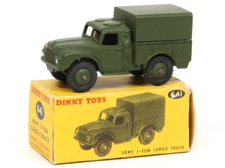 Lot 372 - DINKY TOYS (GB) (1)