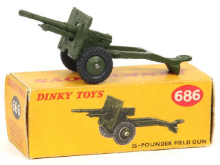 Lot 381 - DINKY TOYS (GB) (1)