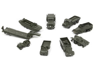 Lot 508 - DINKY TOYS (FRANCE) (8)