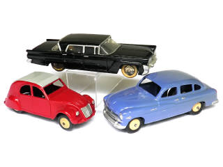 Lot 291 - DINKY TOYS (FRANCE) (3)