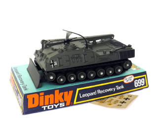 Lot 304 - DINKY TOYS (GB) (1)