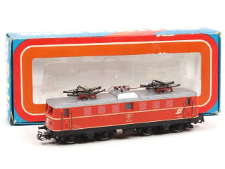 Lot 128 - MÄRKLIN 'HO' (ALLEMAGNE) (1)