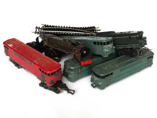 Lot 176 - DIVERS (23)