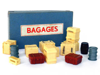 Lot 275 - DINKY TOYS (FRANCE) (15)