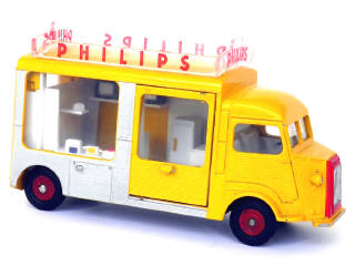 Lot 283 - DINKY TOYS (FRANCE) (1)