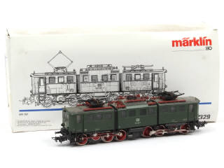 Lot 224 - MÄRKLIN 'HO' (ALLEMAGNE) (1)