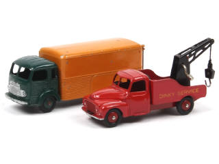 Lot 354 - DINKY TOYS (FRANCE) (2)