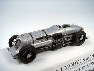 Lot 678 - FORMULA 1 (GB) (1)