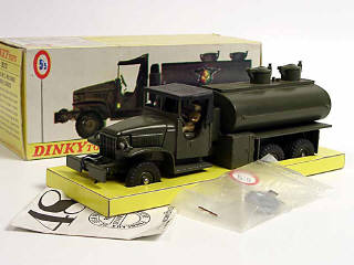Lot 430 - DINKY TOYS FRANCE (1)