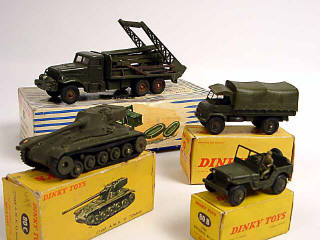 Lot 481 - DINKY TOYS (FRANCE) (4)