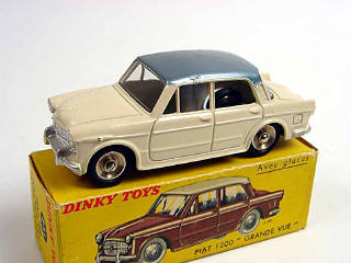 Lot 225 - DINKY TOYS FRANCE (1)
