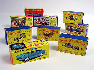 Lot 759 - MATCHBOX - MODELS OF YESTERYEAR & DIVERS (9)