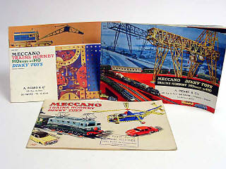 Lot 308 - MECCANO (3)