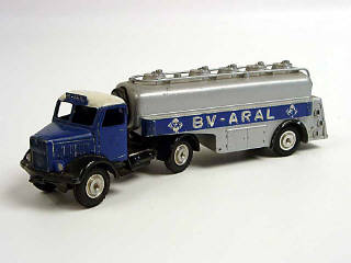 Lot 366 - MÄRKLIN (GERMANY) (1)