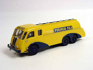 Lot 321 - MINITRUCKS (FRANCE) (1)