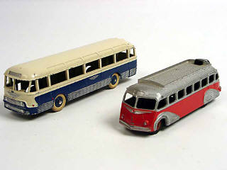 Lot 437 - DINKY TOYS FRANCE (2)