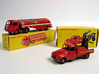 Lot 445 - DINKY TOYS (FRANCE) (2)