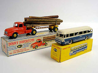 Lot 444 - DINKY TOYS (FRANCE) (2)