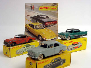 Lot 293 - DINKY TOYS (FRANCE) (4)