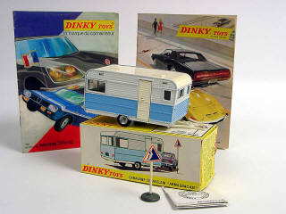 Lot 273 - DINKY TOYS FRANCE (3)