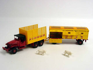 Lot 426 - DINKY TOYS FRANCE (1)