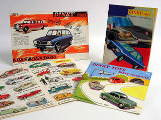 Lot 309 - DINKY TOYS FRANCE (4)