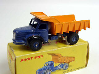 Lot 400 - DINKY TOYS FRANCE (1)