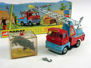 Lot 634 - CORGI TOYS (GB) (1)