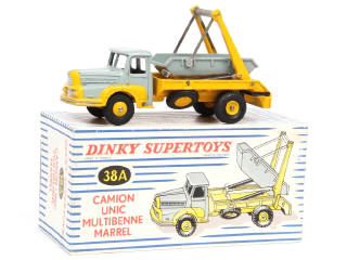 Lot 513 - DINKY TOYS (FRANCE) (1)