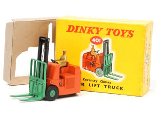 Lot 466 - DINKY TOYS (GB) (1)