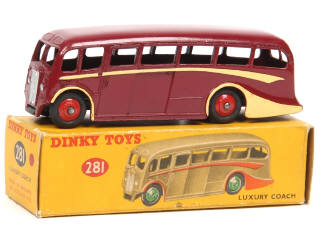Lot 465 - DINKY TOYS (GB) (1)