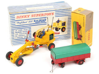 Lot 520 - DINKY TOYS (FRANCE) (1)