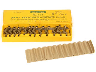 Lot 468 - DINKY TOYS (GB) (1)