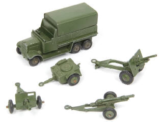 Lot 487 - DINKY TOYS (GB) (5)