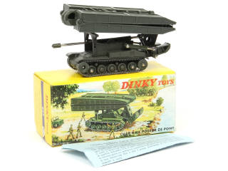 Lot 494 - DINKY TOYS (FRANCE) (1)
