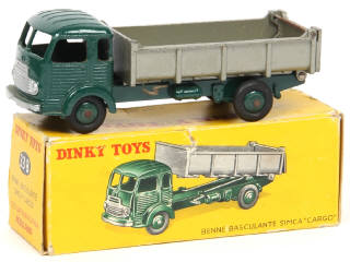 Lot 433 - DINKY TOYS (FRANCE) (1)