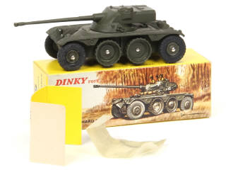 Lot 491 - DINKY TOYS (FRANCE) (1)