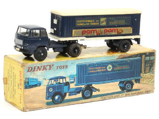 Lot 477 - DINKY TOYS (FRANCE) (1)