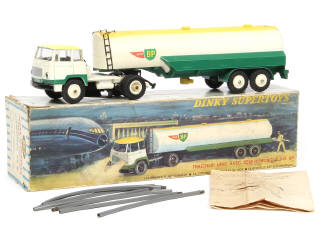 Lot 497 - DINKY TOYS (FRANCE) (1)
