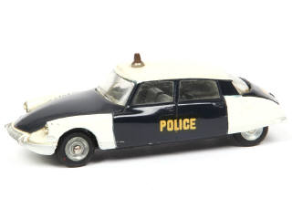 Lot 443 - DINKY TOYS (FRANCE) (1)