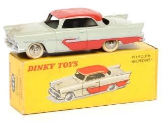 Lot 414 - DINKY TOYS (FRANCE) (1)