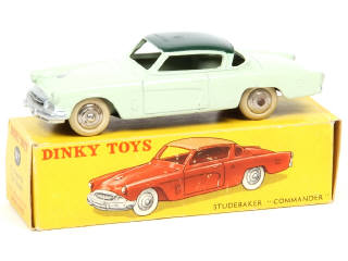 Lot 422 - DINKY TOYS (FRANCE) (1)