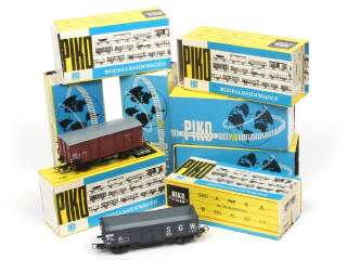 Lot 386 - PIKO 'HO' (RDA) (9)