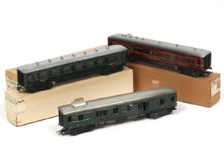 Lot 333 - MÄRKLIN 'HO' (ALLEMAGNE) (3)